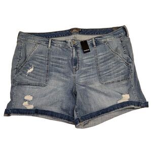 Torrid Vintage Stretch Mid-Rise Denim Shorts Plus Size 28 7 Inch Inseam‎ NWT